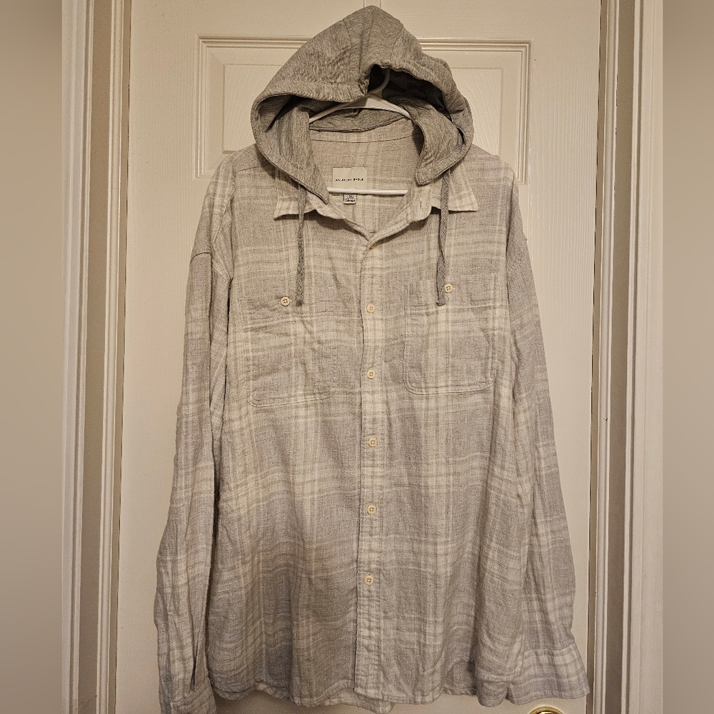 American Eagle Outfitters Oversized Flannel  Light Gray Hooded Shirt Jacket XL